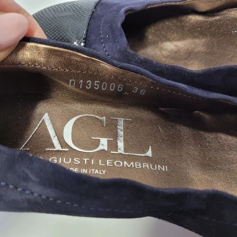Agl Attilio Giusti Leombruni Cap Toe snake print suede wedge pump heel s…